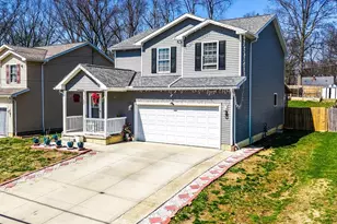 537 Magnolia Ave, Cuyahoga Falls, OH 44221 - Photo 1