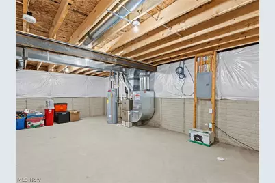 2632 Bishop Oval, Barberton, OH 44203 - Photo 23