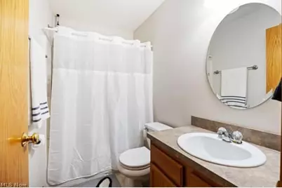 832 Queens Gate Way, Wadsworth, OH 44281 - Photo 21