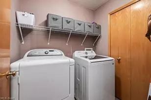832 Queens Gate Way, Wadsworth, OH 44281 - Photo 11