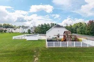832 Queens Gate Way, Wadsworth, OH 44281 - Photo 31