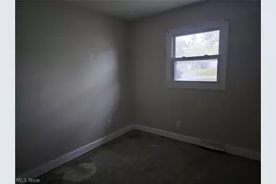 925 West Drive, Sheffield, OH 44054 - Photo 5
