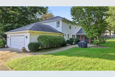 6151 Southern Hills Court, Canfield, OH 44406 - Photo 3
