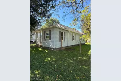 1717 Root Avenue NE, Canton, OH 44705 - Photo 5