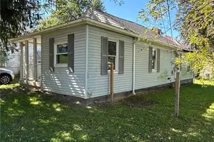 1717 Root Ave NE, Canton, OH 44705 - Photo 5