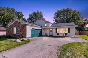 6005 Opal St, North Ridgeville, OH 44039 - Photo 3