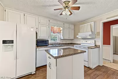 852 Eastwood Avenue, Tallmadge, OH 44278 - Photo 11