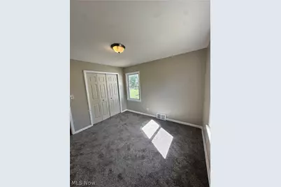 16207 Miles Avenue, Loveland, OH 44128 - Photo 9