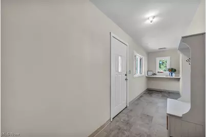 42027 Griswold Road, Elyria, OH 44035 - Photo 33