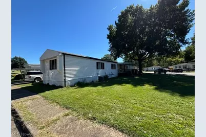 416 Sailfish Lane SE, New Philadelphia, OH 44663 - Photo 3