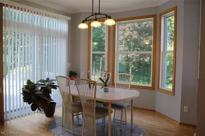 8766 Pointe Drive, Grandview Heights, OH 44147 - Photo 9