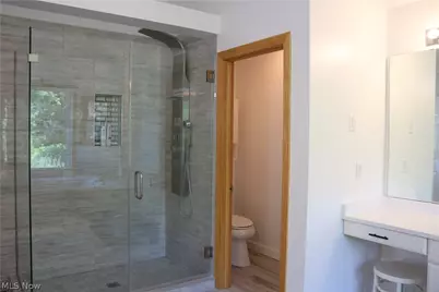 8766 Pointe Drive, Grandview Heights, OH 44147 - Photo 19