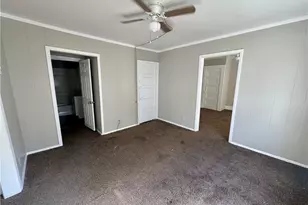 423 7th St, Fairport Harbor, OH 44077 - Photo 9