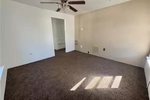 423 7th St, Fairport Harbor, OH 44077 - Photo 15