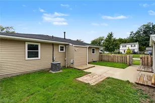 483 Myra Dr, Chardon, OH 44024 - Photo 13