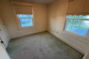 1547 Maple Ave NE, Canton, OH 44705 - Photo 11