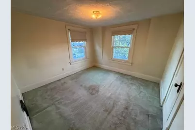 1547 Maple Avenue NE, Canton, OH 44705 - Photo 13
