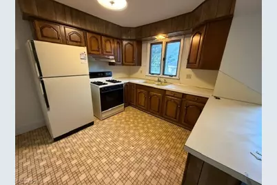 1547 Maple Avenue NE, Canton, OH 44705 - Photo 7