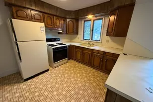 1547 Maple Ave NE, Canton, OH 44705 - Photo 7