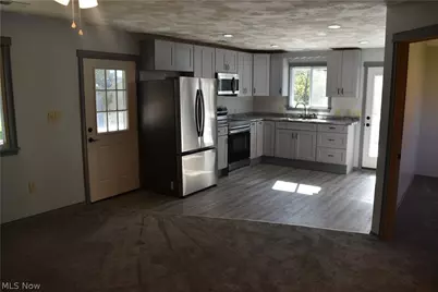 46948 Columbia Hill Road, St Clairsville, OH 43950 - Photo 3