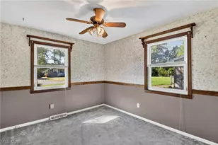 2426 Russell Ave, Youngstown, OH 44509 - Photo 9