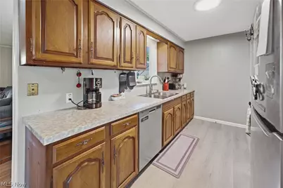 131 38th Street SW, Canton, OH 44706 - Photo 17
