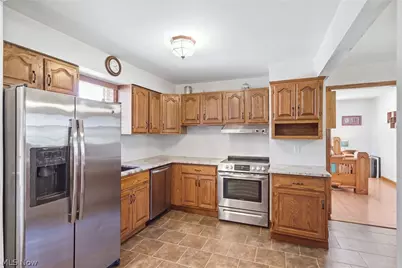 2774 W Royalton Road, Grandview Heights, OH 44147 - Photo 13