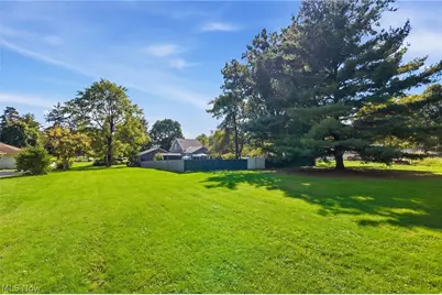 2774 W Royalton Road, Grandview Heights, OH 44147 - Photo 27