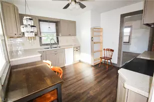 2476 Albrecht Ave, Akron, OH 44312 - Photo 5
