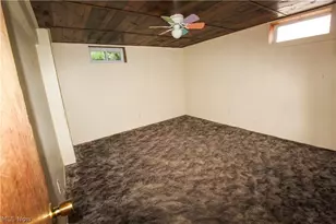 2476 Albrecht Ave, Akron, OH 44312 - Photo 13