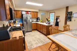 209 Riverside Dr, Painesville Twp, OH 44077 - Photo 11