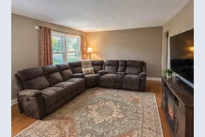209 Riverside Drive, Painesville Twp, OH 44077 - Photo 5