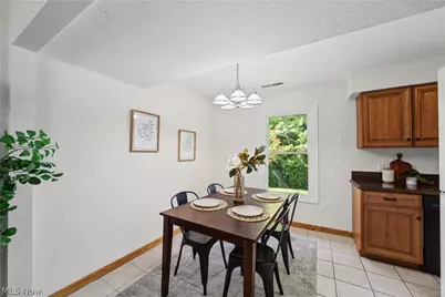 4902 Lakeview Drive, Mentor, OH 44060 - Photo 11