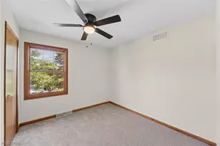 4902 Lakeview Dr, Mentor, OH 44060 - Photo 27