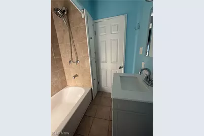 935 11th Street NE, Massillon, OH 44646 - Photo 3