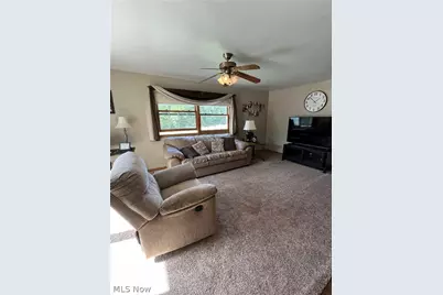 1987 Beringer Place, Geneva, OH 44041 - Photo 7
