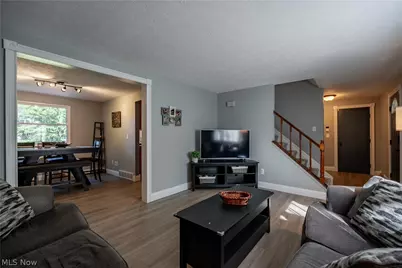 80 Merle Boulevard, Munroe Falls, OH 44262 - Photo 7