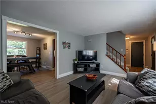 80 Merle Blvd, Munroe Falls, OH 44262 - Photo 7