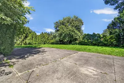 2306 Canfield Road, Akron, OH 44312 - Photo 29
