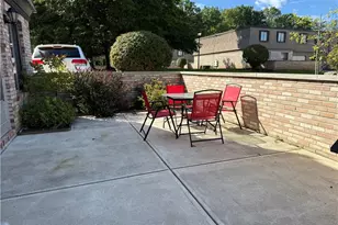 817 Tollis Pkwy, Grandview Heights, OH 44147 - Photo 29