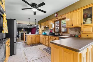 47568 Middle Ridge Rd, Amherst, OH 44001 - Photo 17