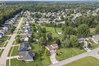 47568 Middle Ridge Road, Amherst, OH 44001 - Photo 5