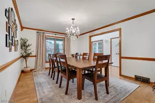 2037 Bishop Woods Ct, Poland, OH 44514 - Photo 9