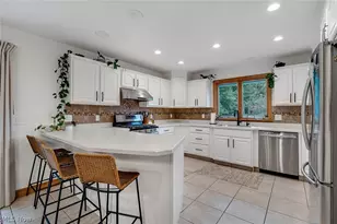 2037 Bishop Woods Ct, Poland, OH 44514 - Photo 19