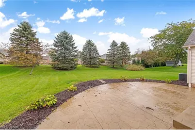 2427 Queensbury Road, Alliance, OH 44601 - Photo 29