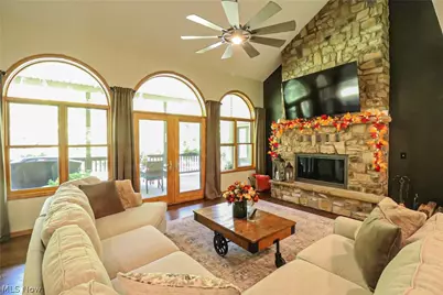 2303 W Steiner Road, Burbank, OH 44214 - Photo 7