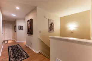 3852 Woodbury Oval, Stow, OH 44224 - Photo 5