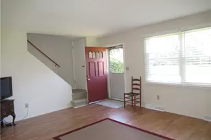 295 Carriage Ln, Canfield, OH 44406 - Photo 3