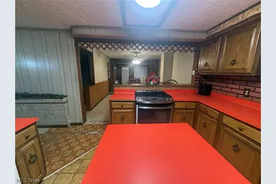 214 Reed Avenue, Campbell, OH 44405 - Photo 5