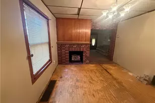 214 Reed Ave, Campbell, OH 44405 - Photo 9